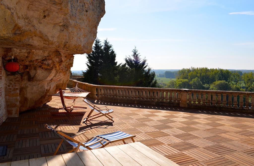 Gites Troglodytes Du Chateau De L'Etoile Vernou-sur-Brenne Exterior photo