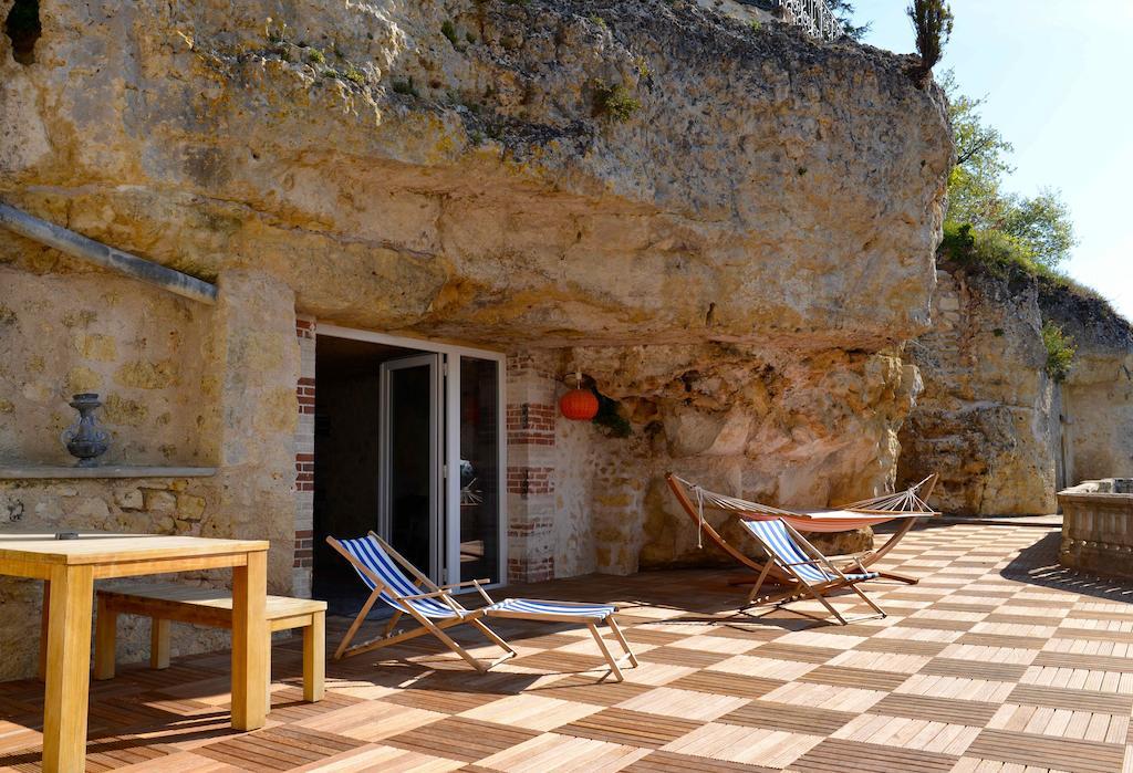 Gites Troglodytes Du Chateau De L'Etoile Vernou-sur-Brenne Exterior photo